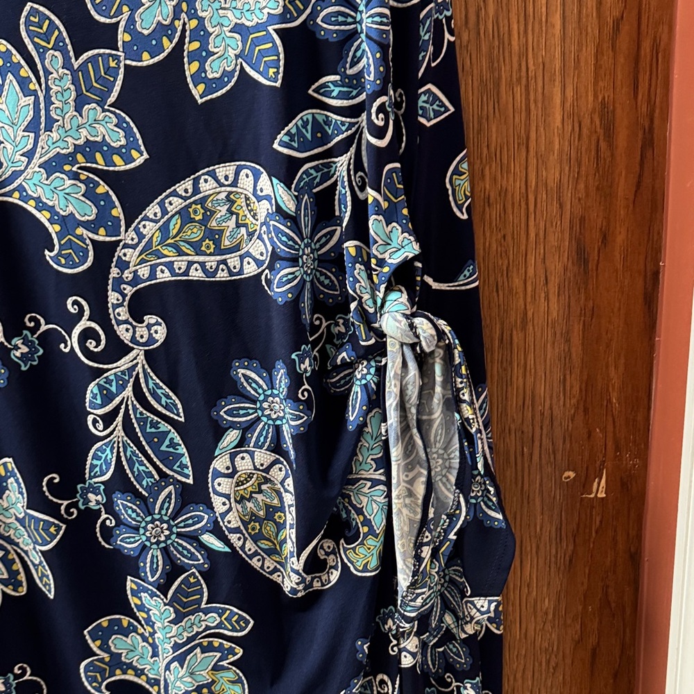 Robbie Bee Navy Paisley Sleeveless Maxi Dress - Picture 3 of 5